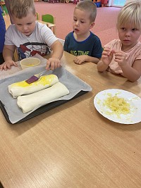 Pečení štrůdlu - obrázek číslo: 18