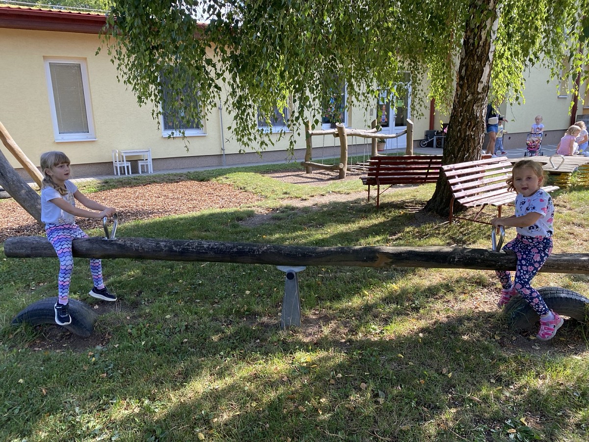 První dny ve školce - obrázek: fotografie-2025-09-03t125701.889.jpg