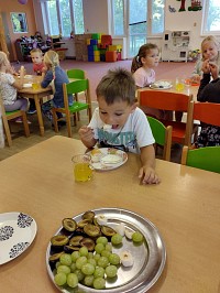 Paní kuchařky se o nás starají - obrázek číslo: 8