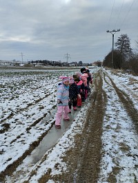 Zimní hrátky venku - obrázek číslo: 2