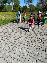 Duben v naší školce - obrázek číslo: 41