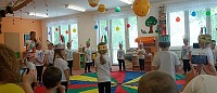 Pasování prvňáčků a vystoupení školky - obrázek číslo: 19
