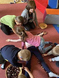 ŠD - hry s kaštany - obrázek číslo: 7