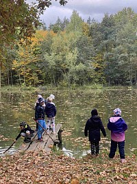 ŠD - pozorování Karhánku pod mikroskopy - obrázek číslo: 15