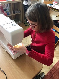 Kroužek šití - Sašenka, Jolanka, Evička - obrázek číslo: 17