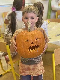 ŠD - Dlabání dýní - obrázek číslo: 8