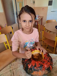 ŠD - Dlabání dýní - obrázek číslo: 2