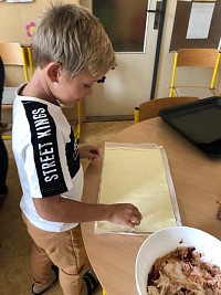 ŠD - pečení šrůdlu - obrázek číslo: 4