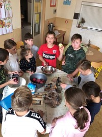 ŠD - pečení šrůdlu - obrázek číslo: 15