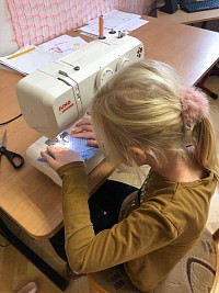 Kroužek šití - Viki, Verunka, Isabellka - obrázek číslo: 7