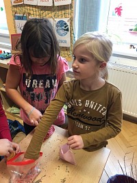 Kroužek šití - Viki, Verunka, Isabellka - obrázek číslo: 9