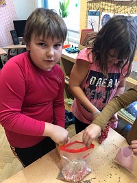 Kroužek šití - Viki, Verunka, Isabellka - obrázek číslo: 16