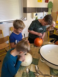 ŠD - dlabání dýní - obrázek číslo: 11