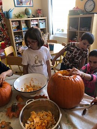 ŠD - dlabání dýní - obrázek číslo: 12