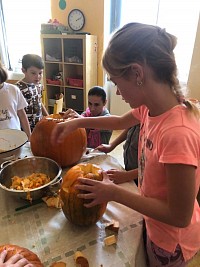 ŠD - dlabání dýní - obrázek číslo: 15