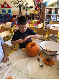 ŠD - dlabání dýní - obrázek číslo: 18