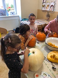 ŠD - dlabání dýní - obrázek číslo: 32