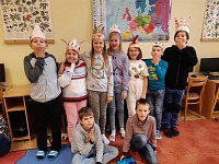 Indiánské čelenky - 4. třída - obrázek číslo: 1