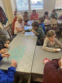 ŠD - Hraní pexesa se seniory - obrázek číslo: 7