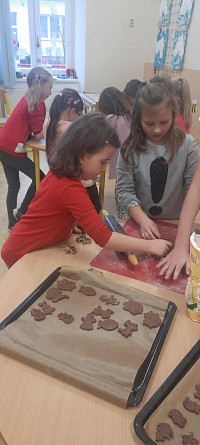 ŠD - pečeme perníčky - obrázek číslo: 11