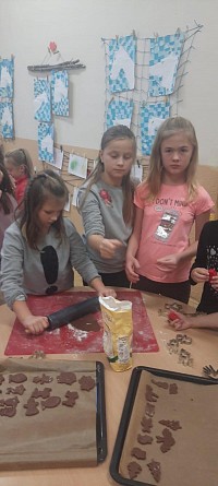 ŠD - pečeme perníčky - obrázek číslo: 16