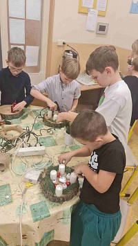 ŠD - vánoční dílna - obrázek číslo: 10