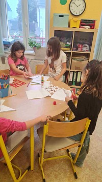 ŠD - zimní vločky z papíru - obrázek číslo: 5