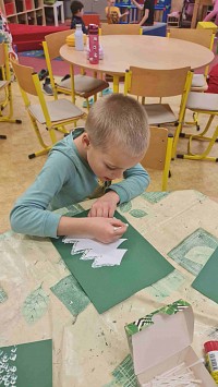 ŠD - tupování vánočního stromečku - obrázek číslo: 11