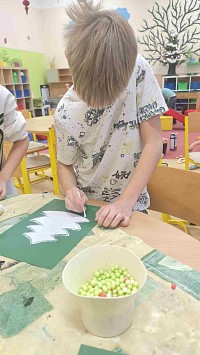 ŠD - tupování vánočního stromečku - obrázek číslo: 4