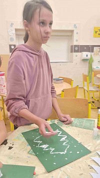 ŠD - tupování vánočního stromečku - obrázek číslo: 9