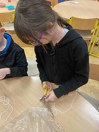 ŠD - obšívání vánočního stromu - obrázek číslo: 2