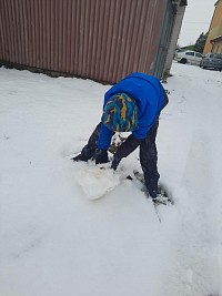 ŠD - stavění ze sněhu - obrázek číslo: 7