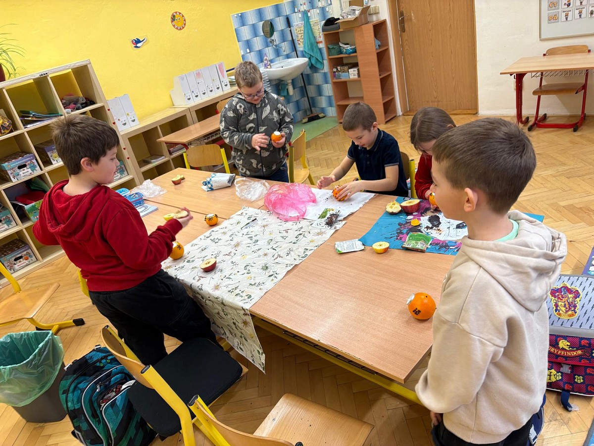 Vánoční besídka - 1. třída - obrázek: img-20251219-wa0001.jpg