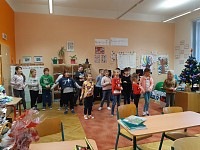 Mikulášská nadílka ve 2. a 3. třídě - obrázek číslo: 12