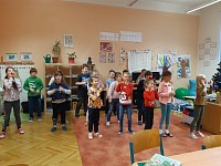 Mikulášská nadílka ve 2. a 3. třídě - obrázek číslo: 14