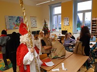 Mikulášská nadílka ve 4. třídě - obrázek číslo: 13