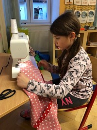 Kroužek šití - Jolanka, Kristinka, Světlanka - obrázek číslo: 7