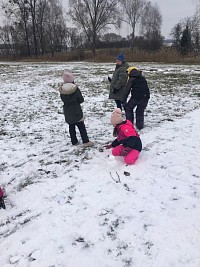 ŠD - Dovádění ve sněhu - obrázek číslo: 10