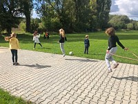ŠD - pohybové hry venku - obrázek číslo: 3