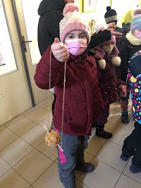 ŠD - krmení ptáčků v lese - obrázek číslo: 10