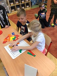 ŠD - Maškarní karneval 1. část - obrázek číslo: 16