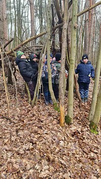 ŠD - výlet na Karhánek - stavění domečku - obrázek číslo: 4
