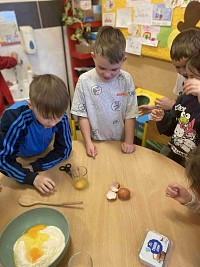 ŠD - Pečení koblihů - obrázek číslo: 15