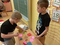 1. třída - hrajeme si na obchod - obrázek číslo: 7