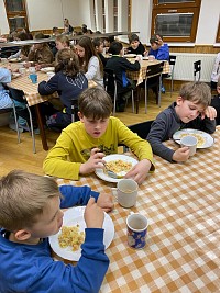 Škola v přírodě - Strážci Země - den 1. - obrázek číslo: 23