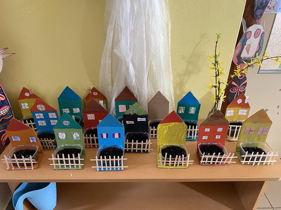 ŠD - tvoření domečků na osení - obrázek: 1.jpg