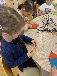 ŠD - tvoření domečků na osení - obrázek číslo: 5