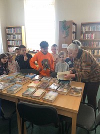 ŠD - návštěva místní knihovny 1. skupinka - obrázek číslo: 1