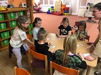 Noc s Andersenem 2. část - obrázek číslo: 13