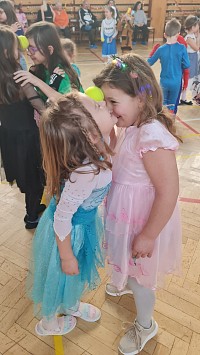 Dětský maškarní karneval - obrázek číslo: 6
